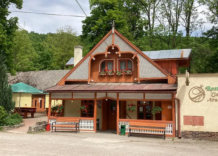 Zlaty Pav