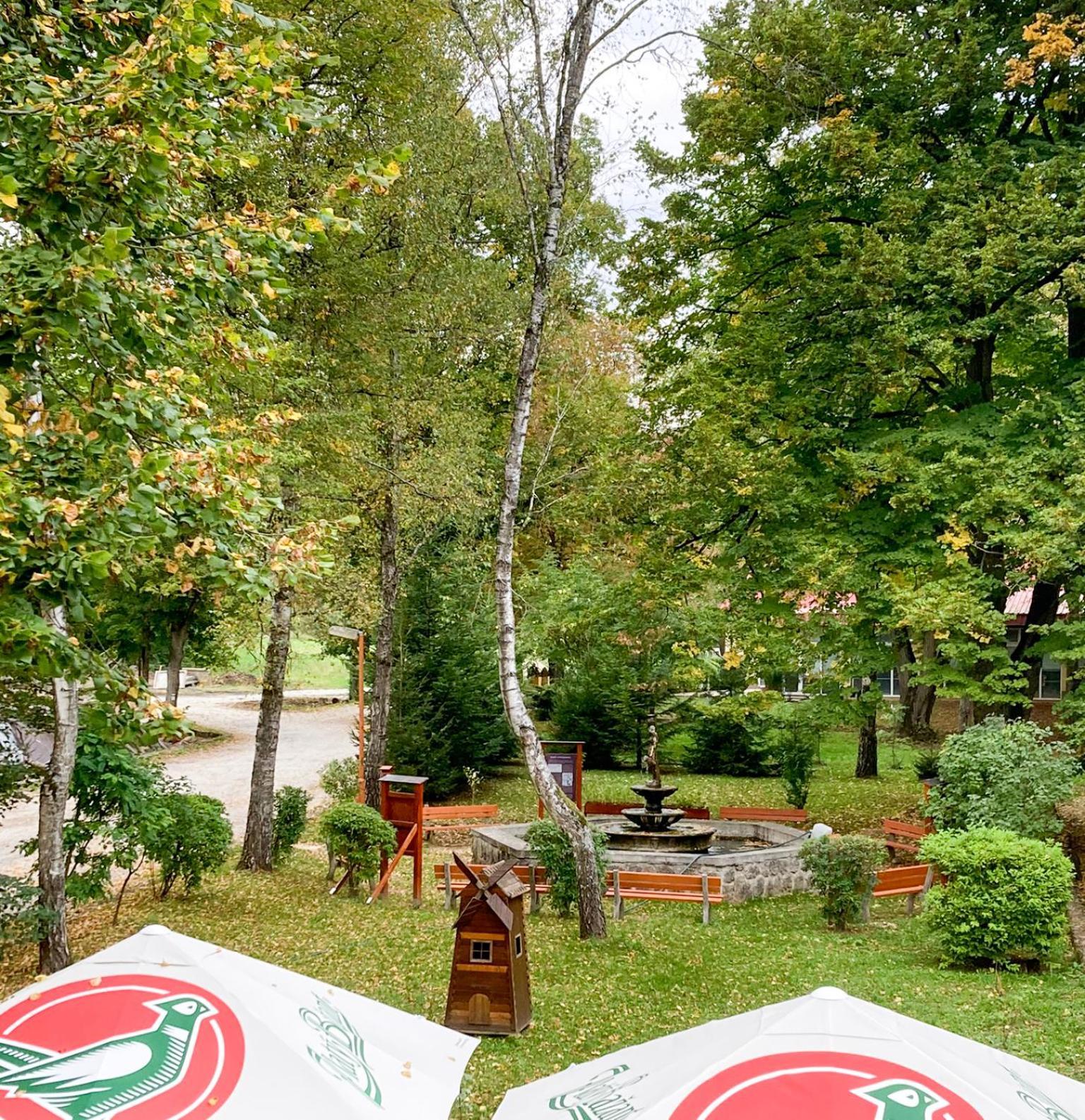 Zlaty Pav Campsite *